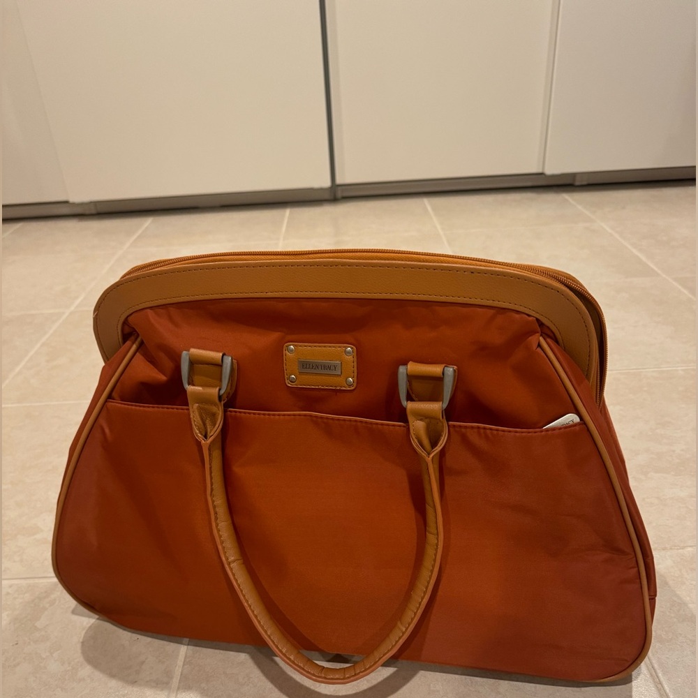 Ellen Tracy Overnight/Weekender Bag